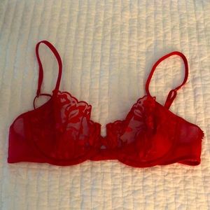 Victoria’s Secret Very Sexy Unlined Floral Lace